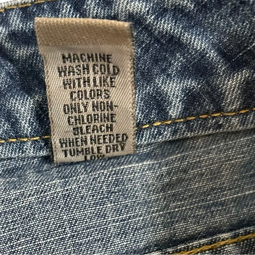 I.E. Women’s Petite Relaxed Blue Bootcut Jeans, Petite Size 8P - Picture 10 of 11